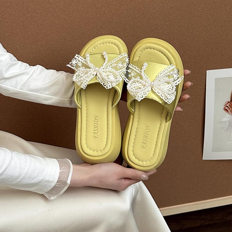 Thick-soled Slippers for Women's New Summer Models, Not Tired of Stepping On Shit, One-word Sandals, Bows, Advanced Sense of Camping Slippers for Wome