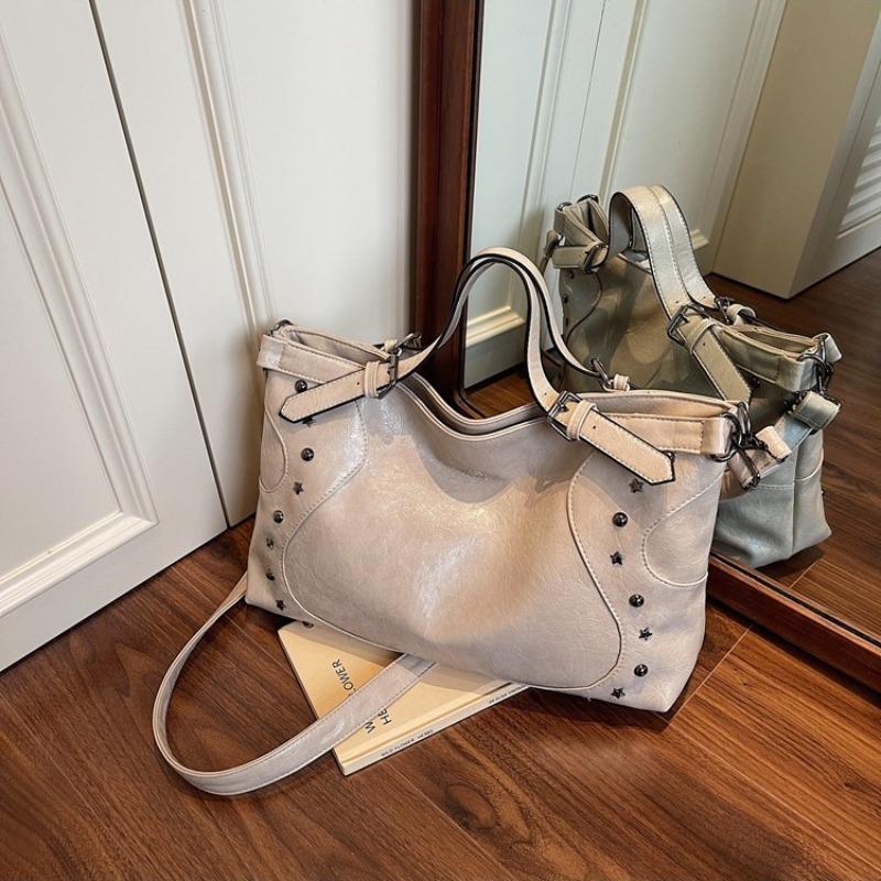 Retro Bag Women's Large-capacity New Summer Casual Messenger Bag Rivet Portable Commuter Tote Bag