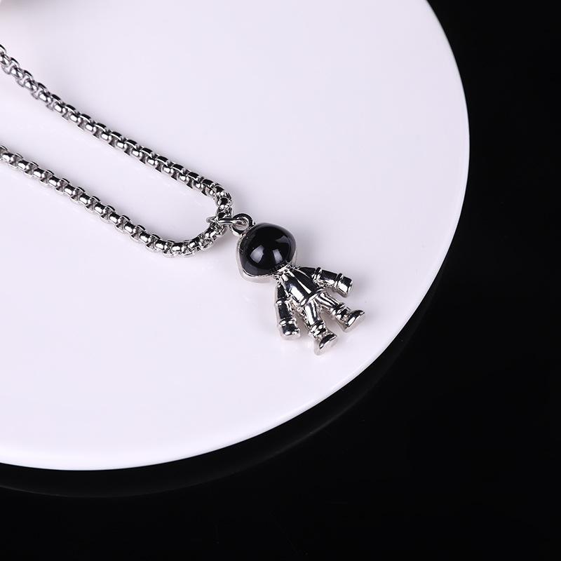 Personality temperament trendy jewelry necklace hip-hop necklace titanium steel sweater chain male astronaut couple necklace