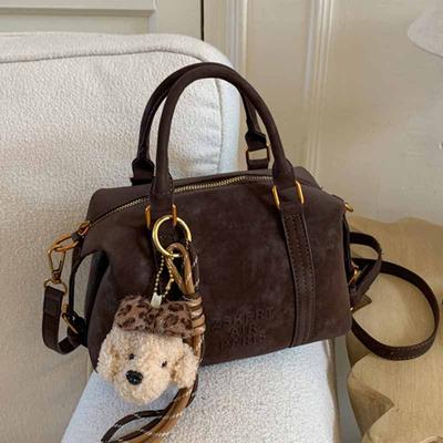 Eine Retro- und High-End-Boston-Handtasche, eine Umhängetasche für Pendler