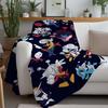 Moderne beliebte Cartoon-Spiel D-Deltarune Decke Warm und weich Geeignet für Schlafzimmer Wohnzimmer Schlafsofa Büro Reisen Camping