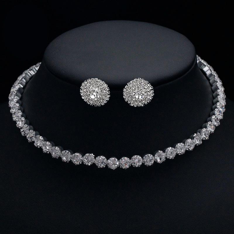 

Європейський та американський діамантовий квітковий чокер, сережки та браслет для наречених та дружок