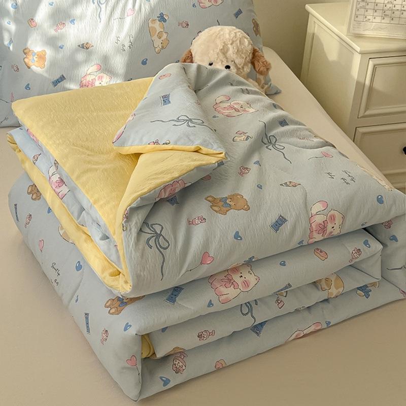 Ultra-Soft Summer Quilt for Mother and Baby - Light, Breathable Cotton for Comfort