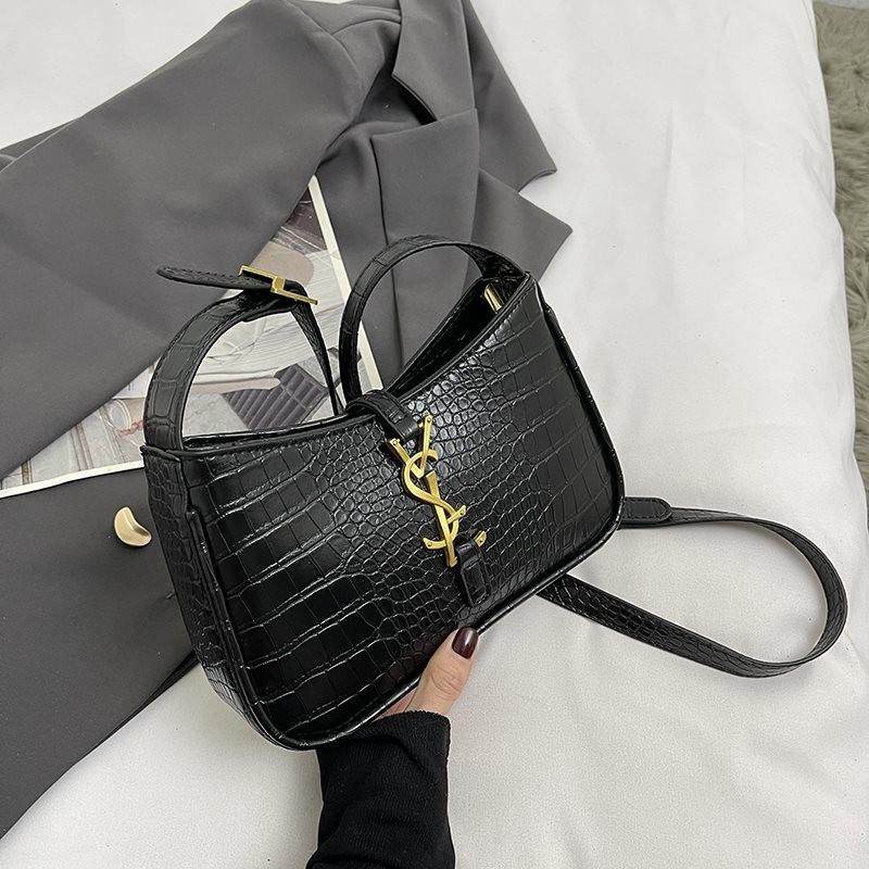 Chic Minimalist Design Women's Small Shoulder Bag 2024 Spring Summer Collection Stylish Options