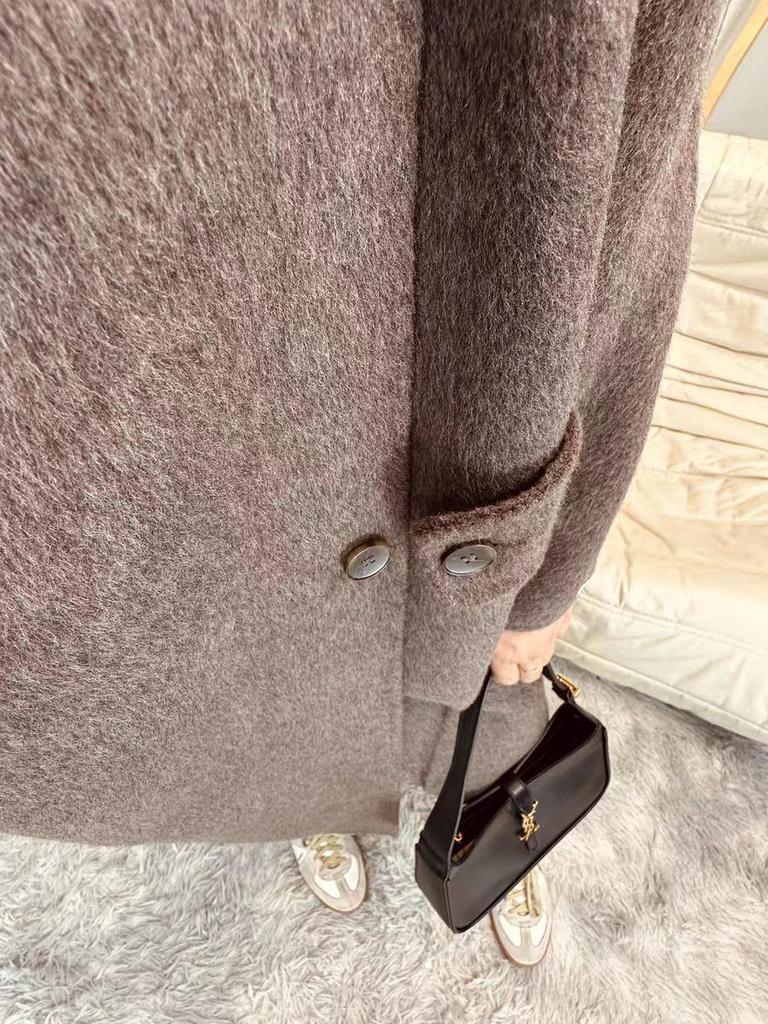 2025 Autumn/Winter Women's Hepburn-Style Stand-Collar Wool Cashmere Overcoat
