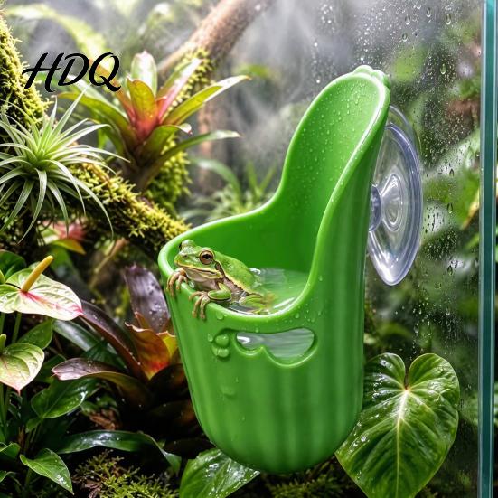 Space Saving Feeding Dish for Reptiles Tree Frog Water Bowl Reptile Soaking Pool with Suction Cup Pumpkin‑Shaped Small Animal Drinking Basin