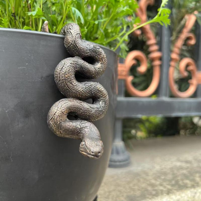 1 buc Sculptură Șarpe cu Capul în Jos din Rășină Ornament Ghiveci de Flori pentru Grădină Casă Figurine Animale Realiste Decor Casnic