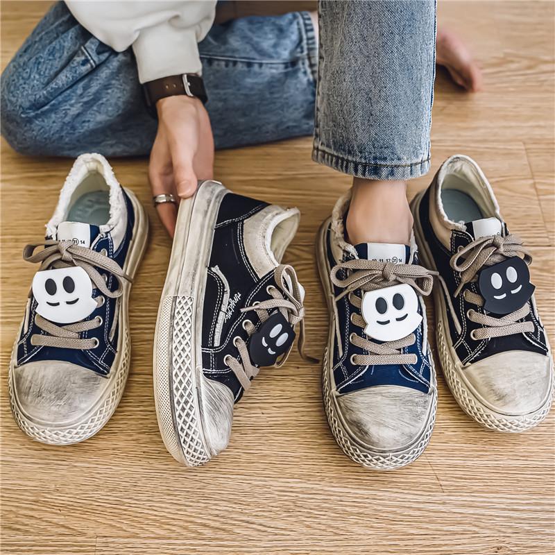 Retro old Mickey canvas shoes men's 2024 new versatile sports and leisure board shoes heightened thick sole ugly cute big head