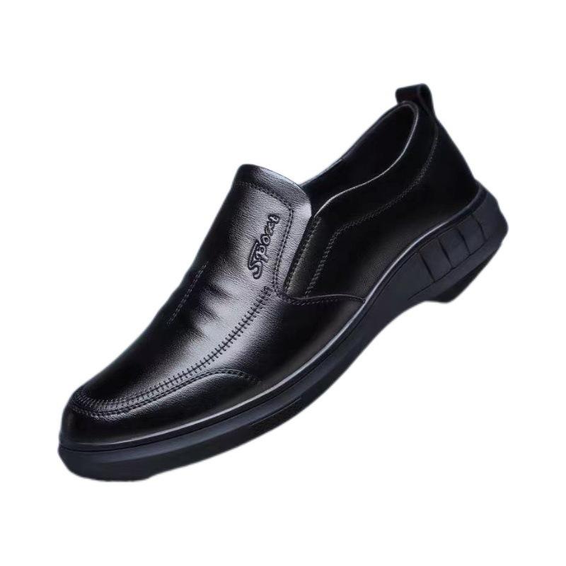 Medium Leather Shoes British Style Four-season Soft-soled Feet Round Head Shoes Business Comfortable Casual Leather Shoes