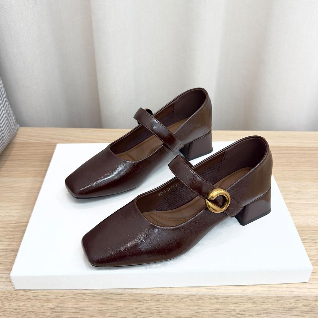 Square head one-word buckle Mary Jane shoes women's shoes 2025 autumn new models with skirts thick high heels and shallow mouth single shoes