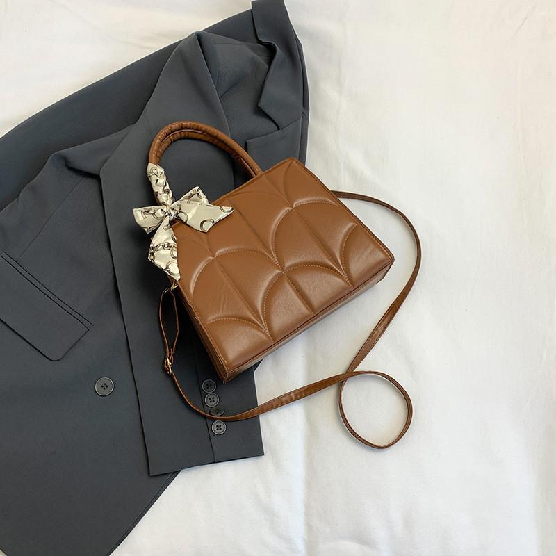 Fashionable Pu Leather Tote Bag Modern And Minimalist Shoulder Bag For Women In Autumn Styles коричневый