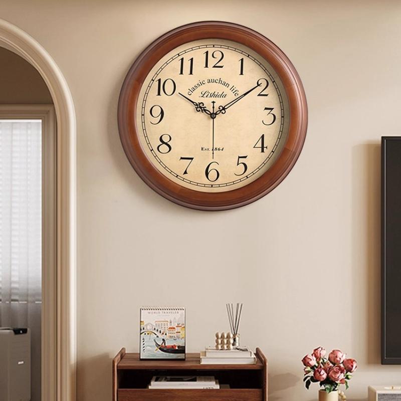 European Style Solid Wood Number Wall Clock Round Classic Silent Restaurant Clocks Vintage Clock Living Room Office Home Decor