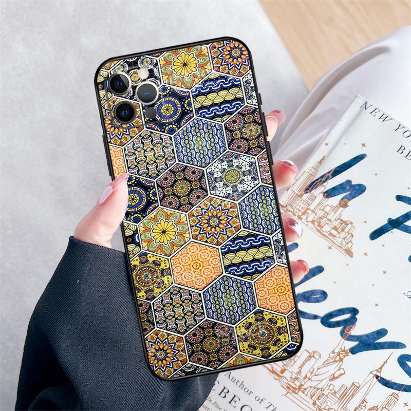 Boho Tile Mosaic Aesthetic Phone Case For iPhone 16 Pro Max 11 12 13 Mini 14 15 Pro Max XR 15 16 Plus 16e Cover Coque