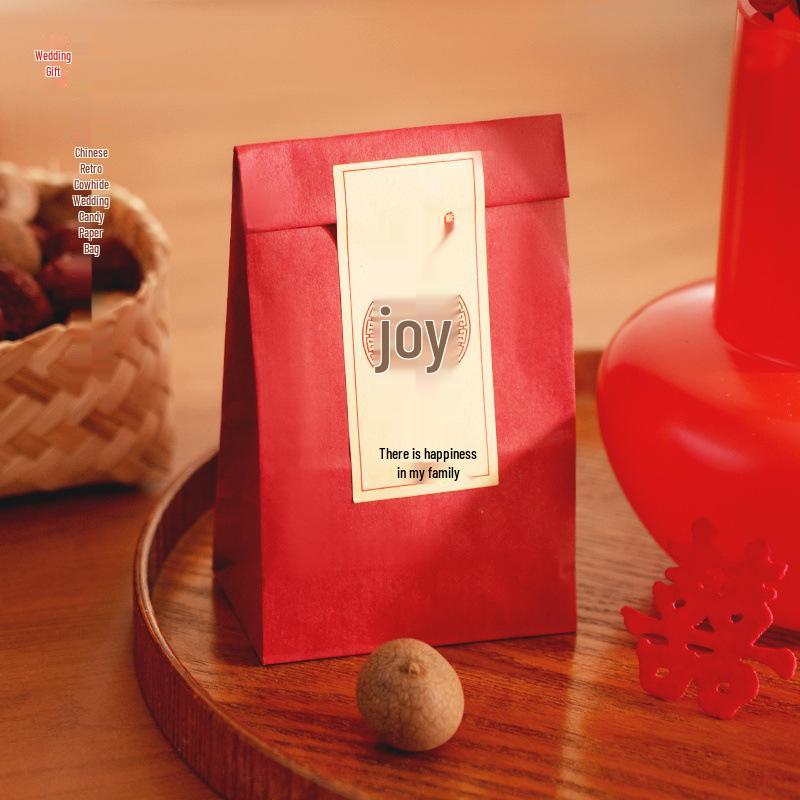 Douyin Chic Candy Gift Box: Retro Chinese Wedding Engagement Red Kraft Bag