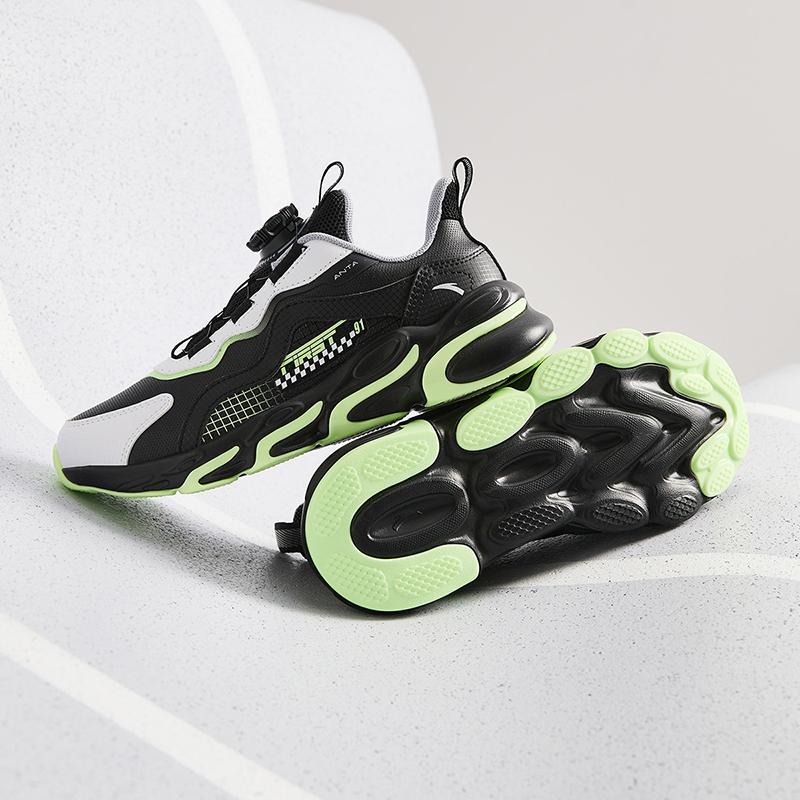 Anta Kids Synthetic Leather Fabric Trendy Versatile Lightweight Shock Absorption Low-Top Running Shoes Kids Sneakers Black White Green A12435523N-1