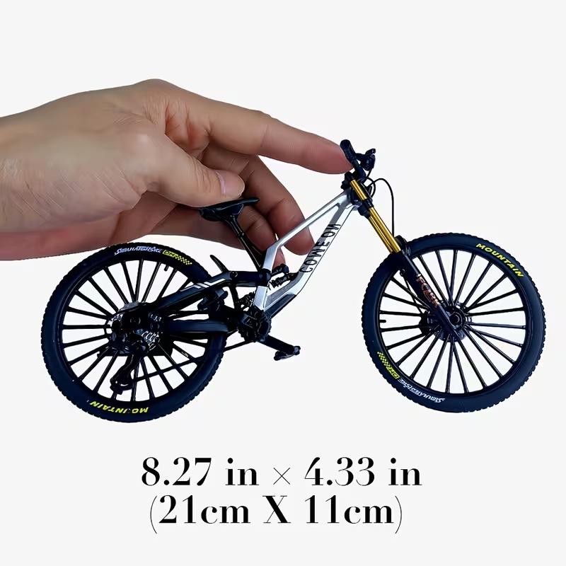 1:8 All-Terrain Mountain Bicycle Die-Made Model with Realistic Suspension and Brakes, Suitable for Indoor and Outdoor Display.