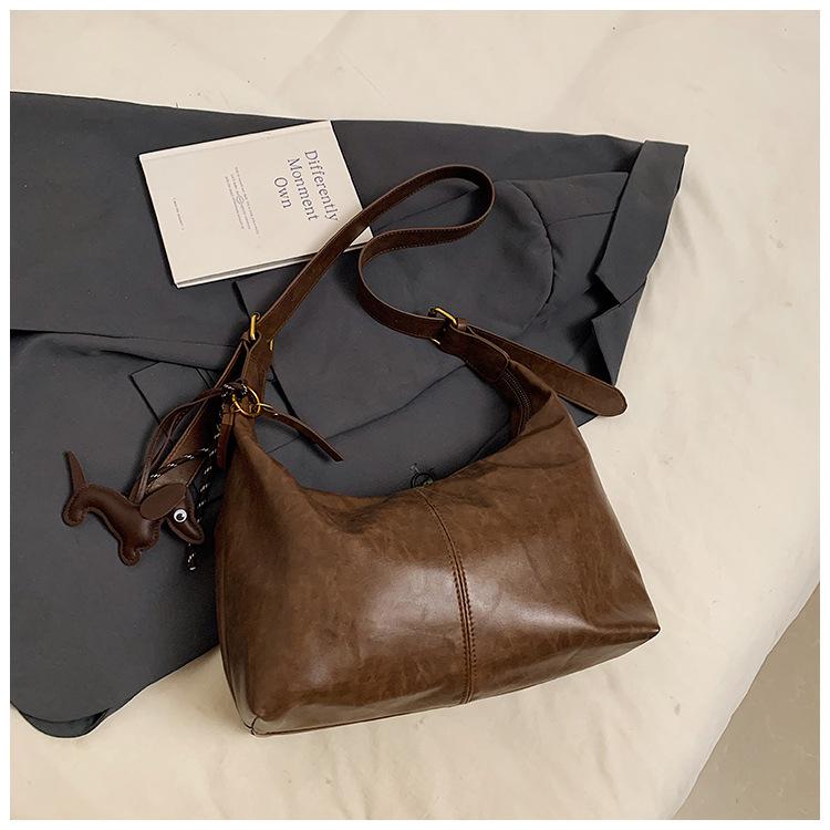 Premium Sense Large-capacity Bag Women's 2025 New Fashion Messenger Bag Casual Foreign Style Shoulder Bag Simple Bucket Bag