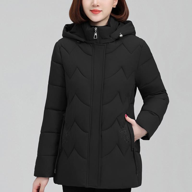 

Женские куртки больших размеров 2XL-6XL для женщин среднего возраста, зимние парки с капюшоном, вышивкой, повседневные, толстые, теплые, верхняя одежда 2XL чёрный
