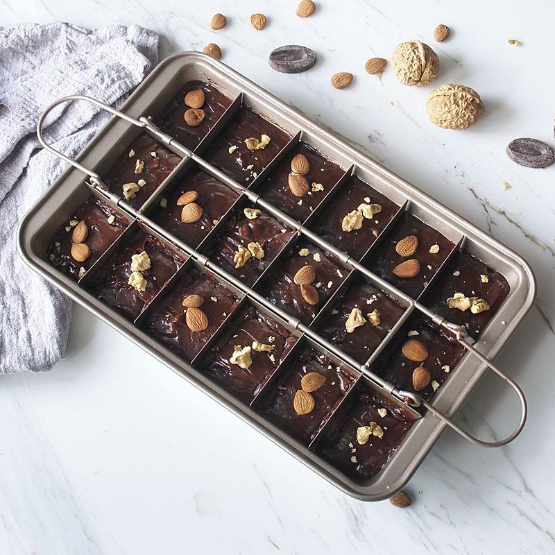 Brownie non-stick cake plate mold square baking tray bread baking tool thickened solid bottom Brownie Pan