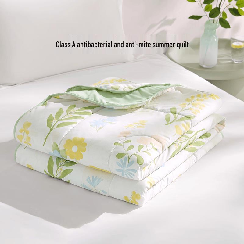 LOVO Class A Antibacterial Soft Summer Quilt