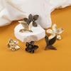 Golden Flower Drawer Pull Creative Petal Cabinet Handle Suitable for Dressing Table Furniture Cabinet HandleHardware Accessories