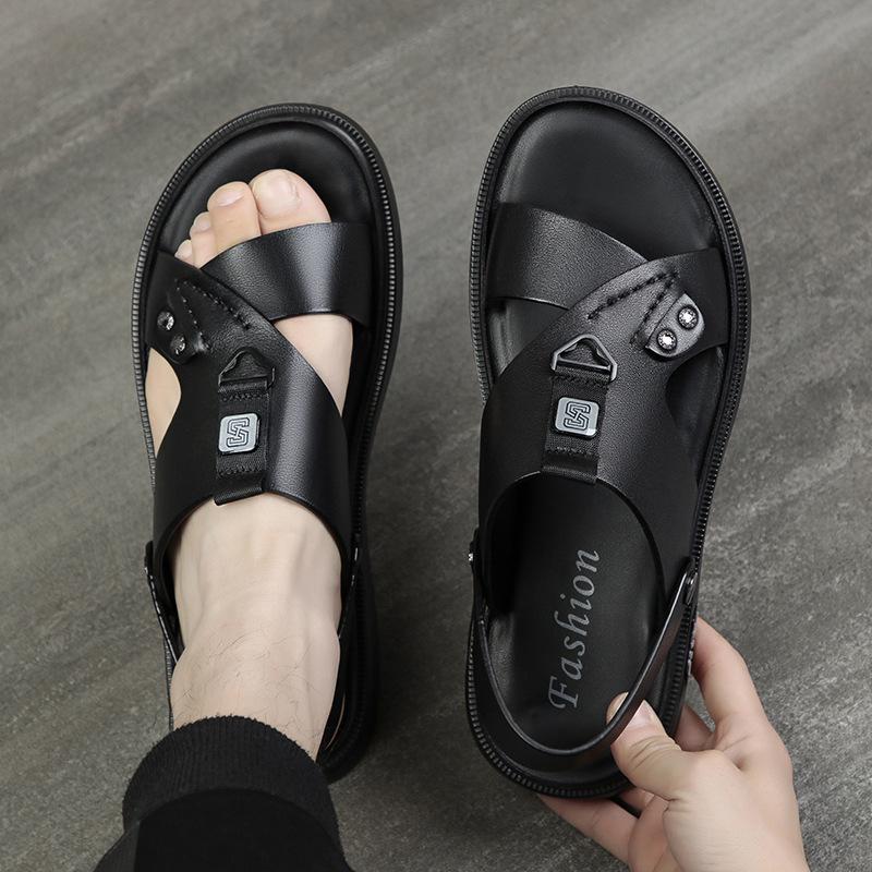 Sandals men's 2025 summer new leather casual beach shoes outdoor men's sandals fashion cowhide men's shoes slippers
