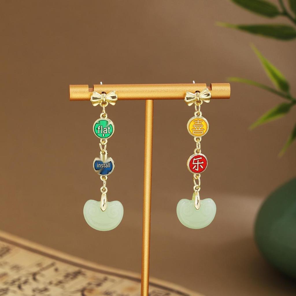 Silver Needle Green Tassel Cheongsam Fan Earrings