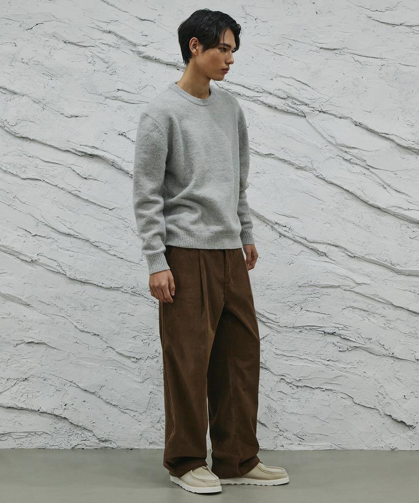 SIGNATURE Single-Pleat Corduroy Wide Pants [Brown]