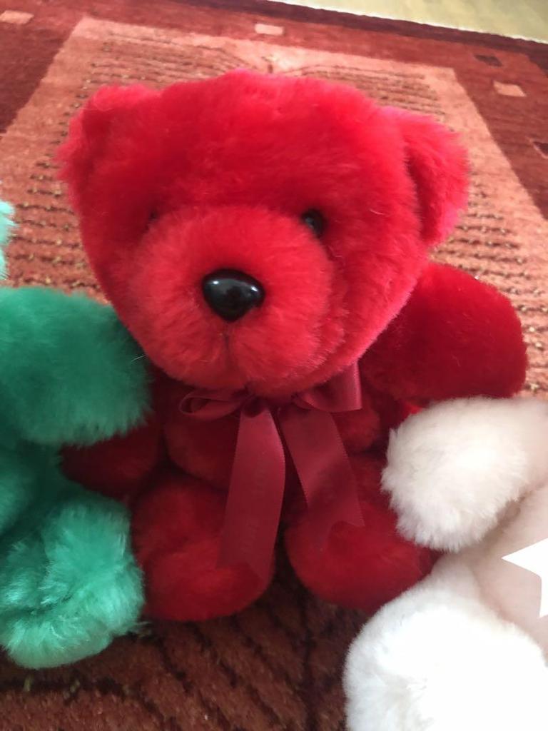 [USED] 8 teddy bears