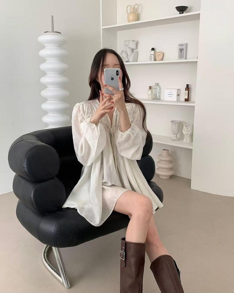 2026 Early Spring Korean V-neck Lace-up Puff Sleeve Chiffon Blouse