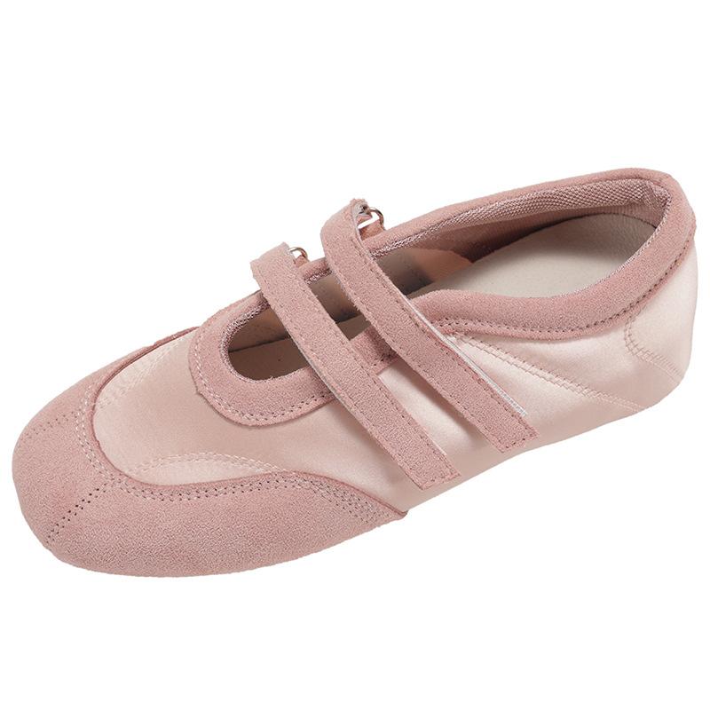 Fashion Trend Retro Silver Light Mouth Flat Sole Shoes Women's Summer 2025 New Versatile Inner Height Increase Mary Jane Shoes