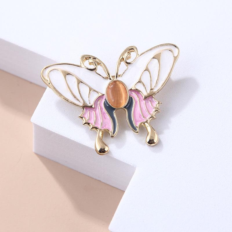 Oliedruppelend Insect Dier Mode Verfijnd Kattenoog Steen Vlinder Anti-reis Broche Speld Vrouwelijke Accessoires Broche Sieraden