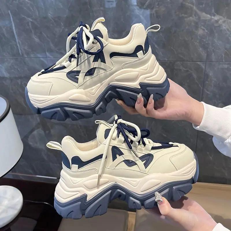 2025 Women's Shoes New Style Popular INS Trendy Sports Shoes Forest System Old Man Shoes Petite Internal Height Women's