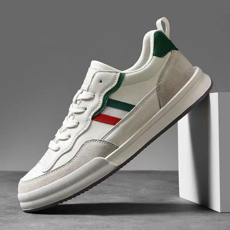 Men's sports shoes trendy leather surface comfortable lightweight casual shoes spring and autumn simple breathable business men's board shoes light