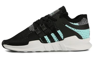 Damenschuhe – Sportschuhe