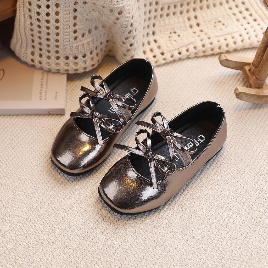 Scarpe da Principessa con Fiocco Autunno 2025: Dolce, Luminoso Pelle Stile Coreano per Bambine
