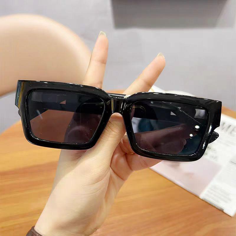 RUISIMO Small Sunglasses Women Rectangle Thick Frame Square Sun Glasses Men's Black Blue Ladies Sun Shades UV400 Unisex Eyewears