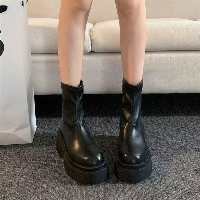 2025 New Autumn and Summer Foreign Thick-soled Martin Boots Korean Version of Thin Boots Women Look Good and Versatile Small People Look Thin Fashion