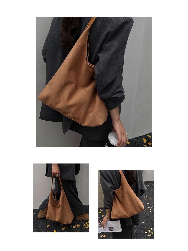 Women's Retro Velvet Shoulder Bag 2025: Large Capacity Autumn/Winter Tote, Bucket-Style Commute Bag