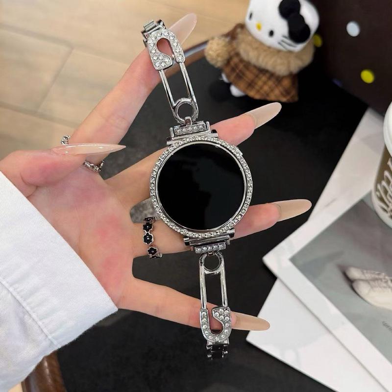 Compatible Strap for Huawei GT654, Fit4, Xiaomi 9Pro & Apple 11 - Hollow Inlaid Diamond Design