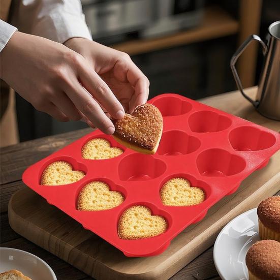 Silicone Muffin Pan 12-Cup Heart Cupcake Pan Non-stick Cake Mold Food-Grade Baking Mold for Cupcakes Chocolates Easy Demolding