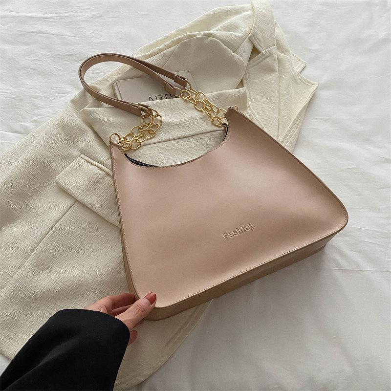 

Retro fashion solid color simple shoulder bag women s 2025 early spring new versatile ins underarm bag tote bag tide