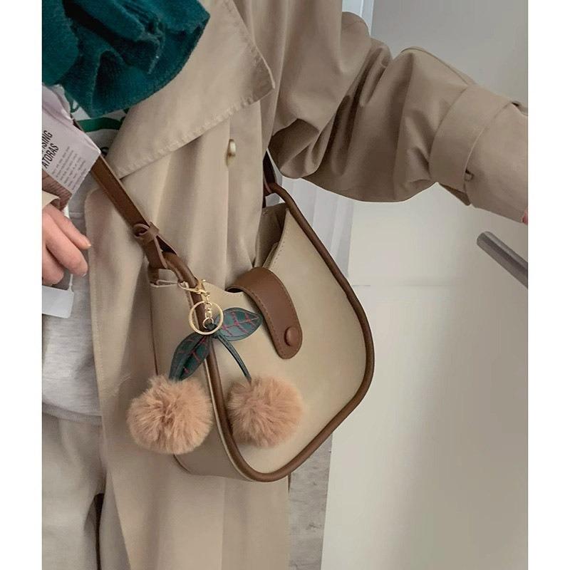 Versatile messenger bag women's new trendy fashion contrasting color bucket bag niche shoulder armpit bag