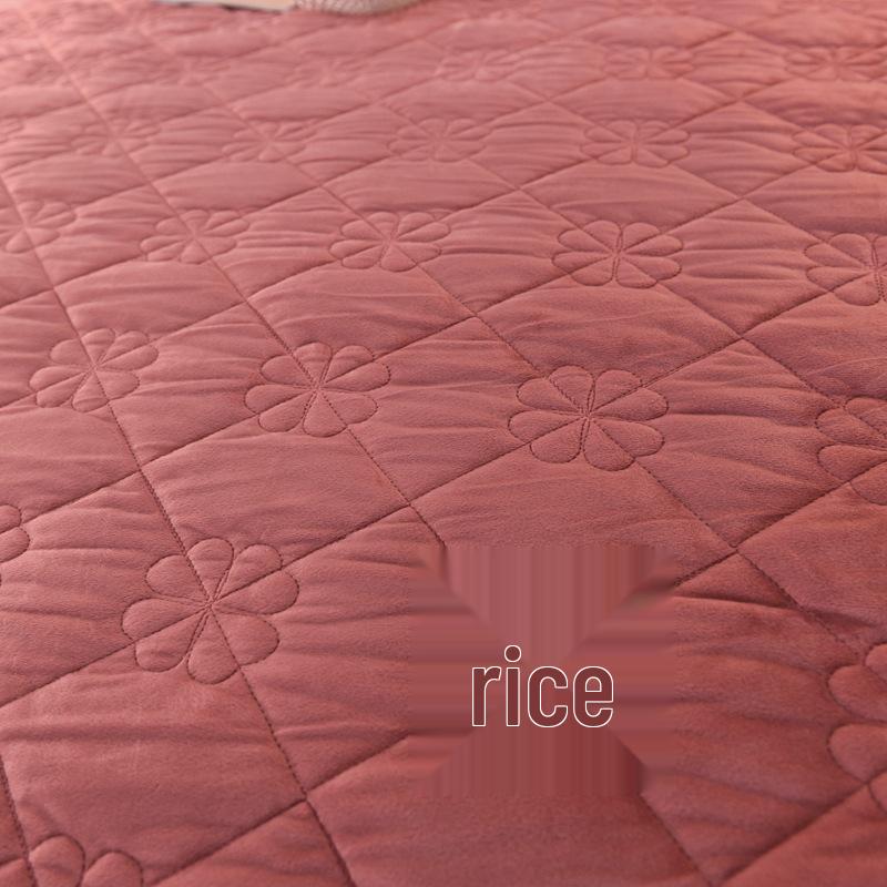 Warm Winter Crystal Velvet Quilted Bedspread with Lace Edge, Cotton-Padded, Double-Sided, Non-Slip Tatami