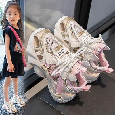 Kinder-Tennisschuhe mit Aushöhlungen 2024 Sommer Neue Mädchen-Sportschuhe für Jungen Mesh Atmungsaktiv Vielseitige Schuhe für den Urlaub