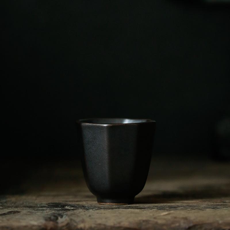 Ceramic tea set, small teacup master cup, single cup tea tasting cup, coarse pottery cup, single retro fragrant cup. 200ml