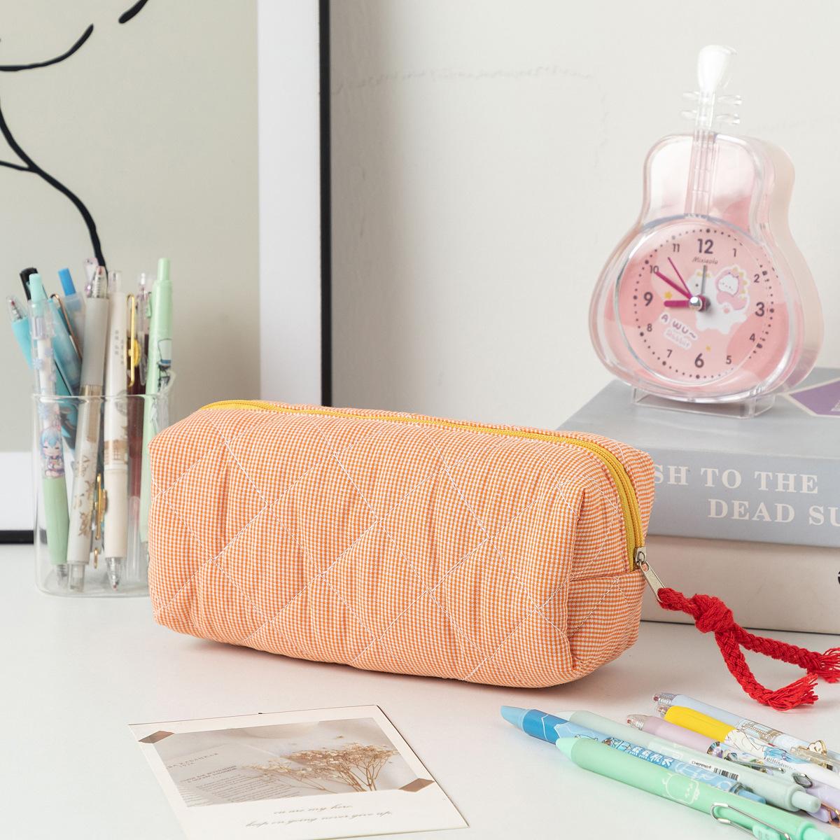 

Ins Style Large Capacity Cosmetic Bag Portable Makeup Pouch Travel Toiletry Bag Color Block Plaid Pencil Case for Women Girls