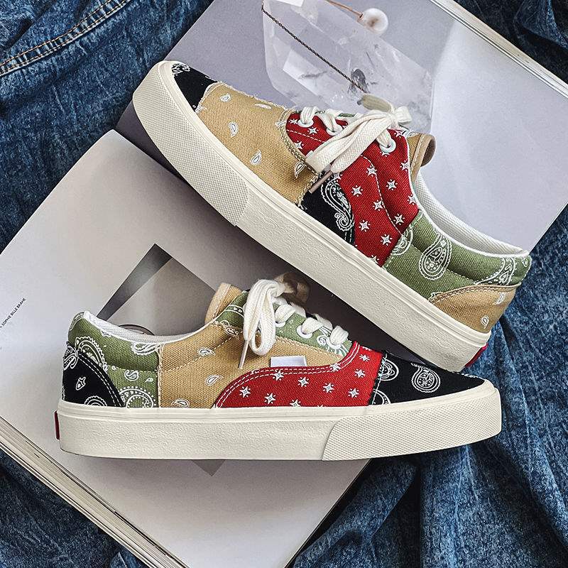 Nischen Herrenschuhe trendige Schuhe 2025 neue Cashewblüten Canvas Schuhe Herren Low-Top Koreanische Version trendige vielseitige Paar Board Schuhe