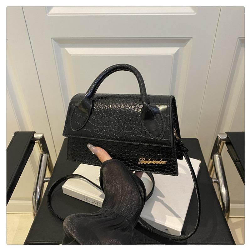 Простая небольшая квадратная сумка через плечо, Модная и высококачественная однолямочная сумка чёрный