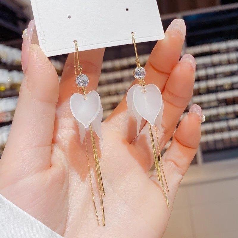 Elegant ladies petaloid Tassel Eardrop Earrings